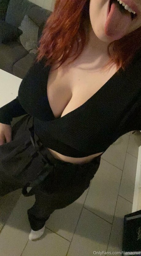 tianacruz onlyfans nudes leak