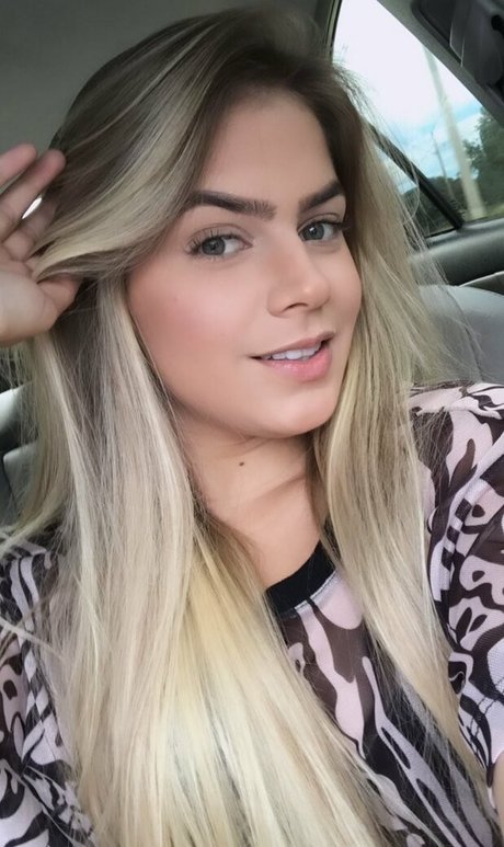 Heloisa Mota only fans pics