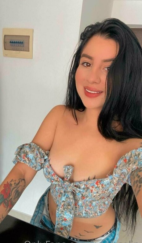 nadinselin naked leaked onlyfans