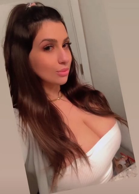 brittaniclegardens onlyfans x