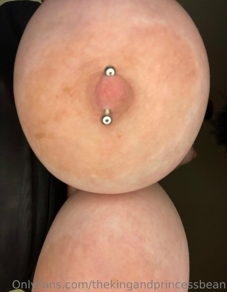thekingandprincessbean nudes only fans