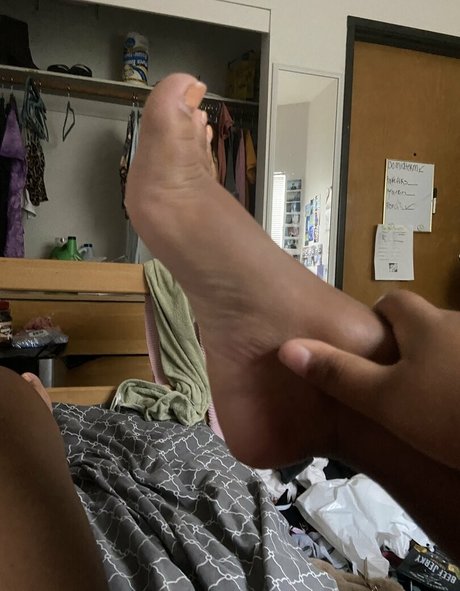 burberrybitch nudes only fans