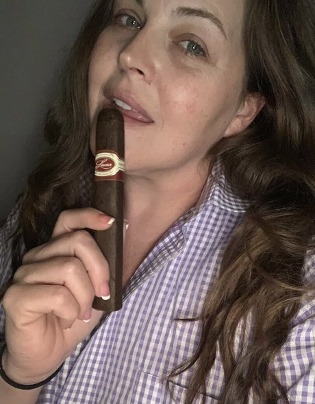 thelittlestslave nsfw onlyfans