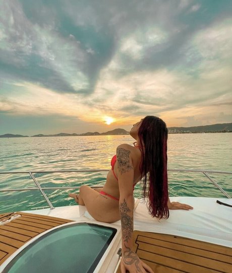 Lia Dumbra onlyfans nude leaked