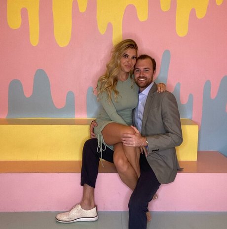 Taylor Mathis tits onlyfans