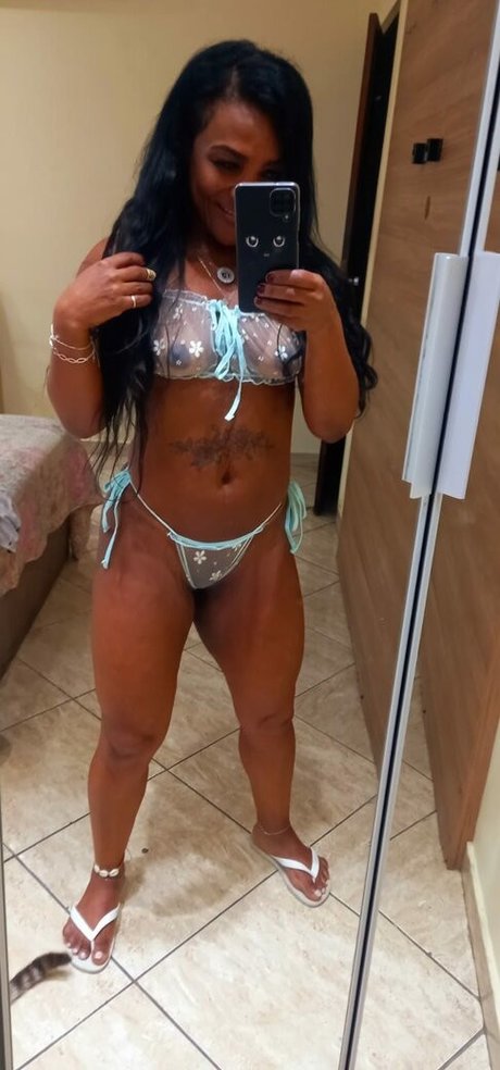 Flavia Nicanor nude onlyfans