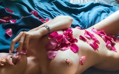 Hannacentauri onlyfans naked