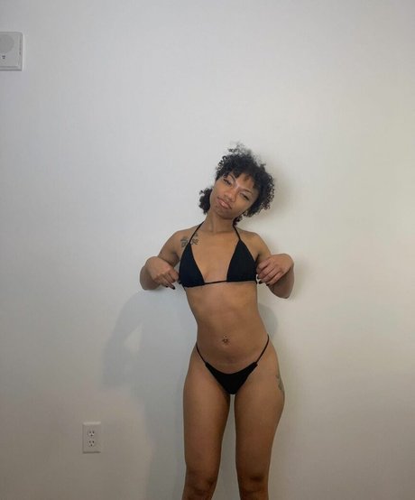 CurlyFryK strip onlyfans