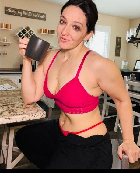 Ava Fiery onlyfans naked pics