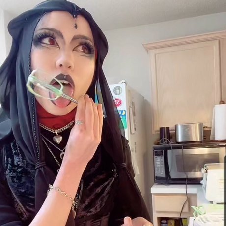 Notyourabg onlyfans free content