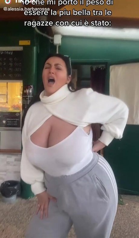 Alessia Barbarossa onlyfans posts