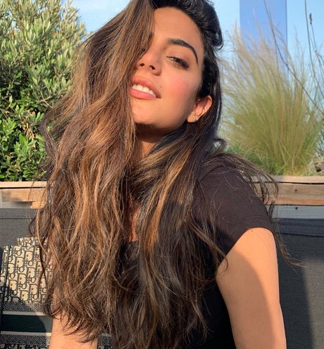 Emeraude Toubia onlyfans porn free