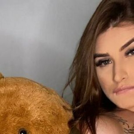 Julia Gouvea only fans