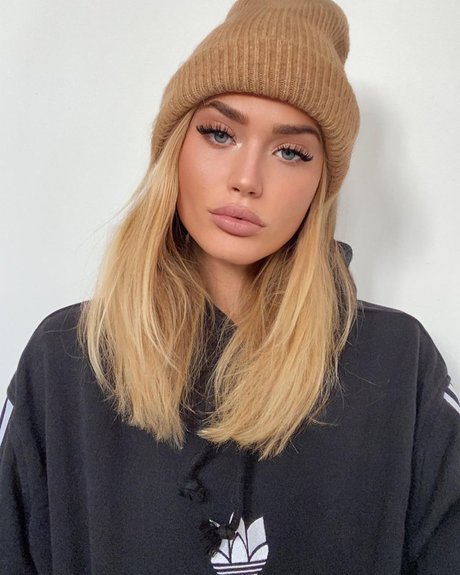 Lucie Gaumont onlyfans mega