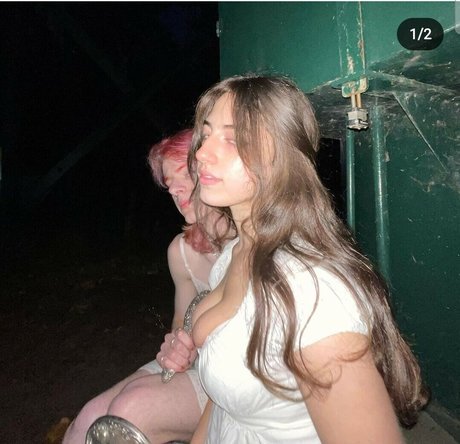 Bella Ossi desnuda onlyfans