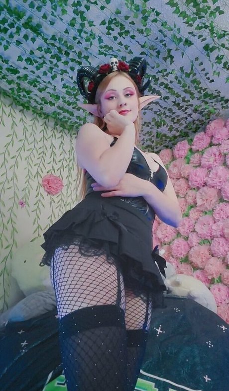 Miinuinu onlyfans nude photos