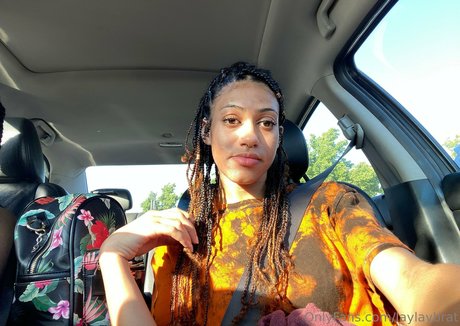 laylaybrat onlyfans ass