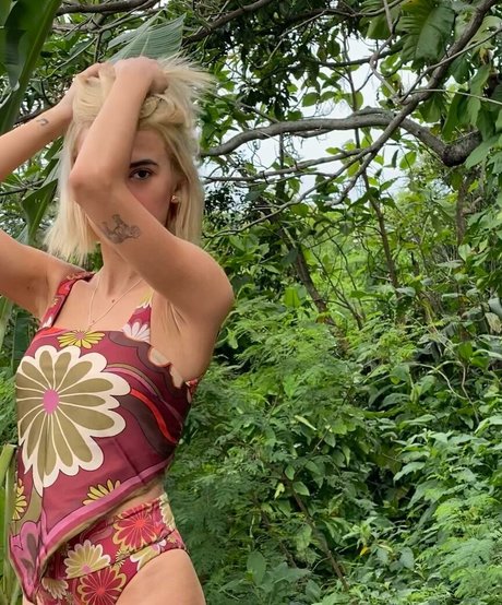 Manu Gavassi new onlyfans leaks