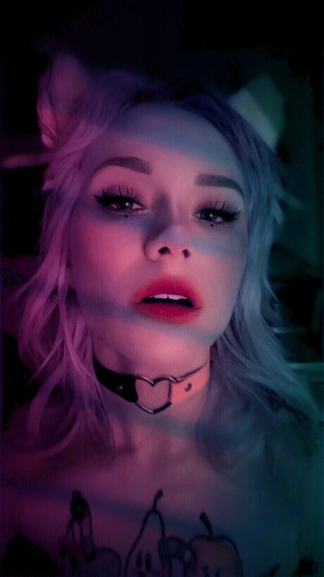 KIRA ROLLER onlyfans leake