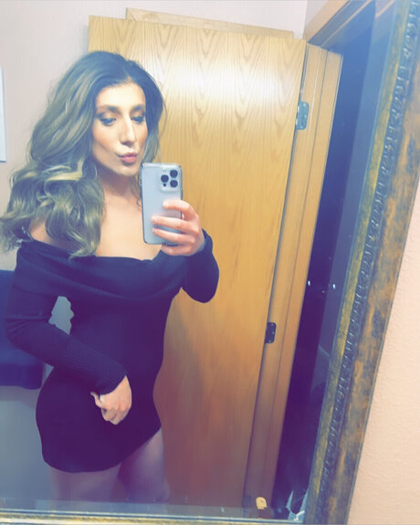 Lindsey Lee onlyfans nude leak