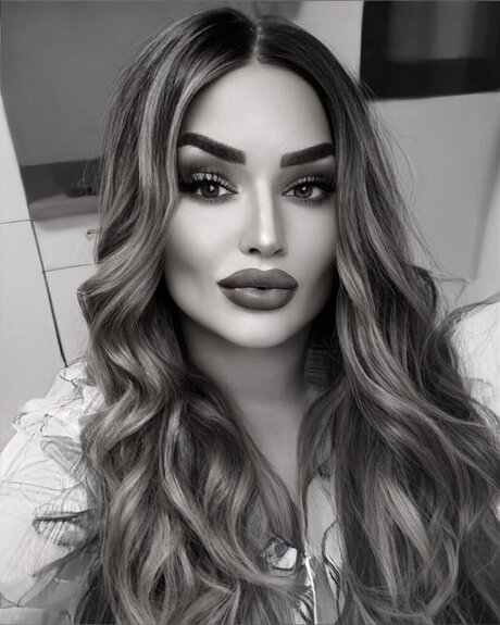 MISS___V___ELLYX nudes only fans