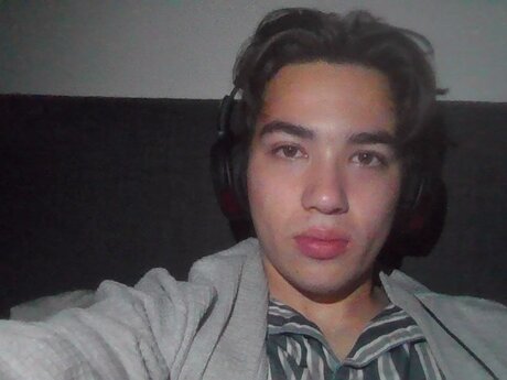 RowdyASMR onlyfans leaked pics