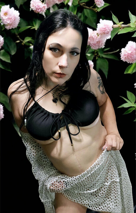 Lili Lace leaks only fans