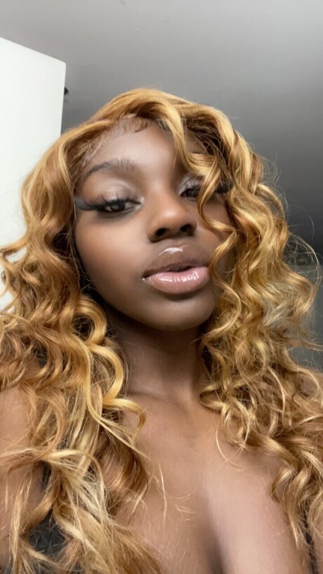 AriahMae only fans porn