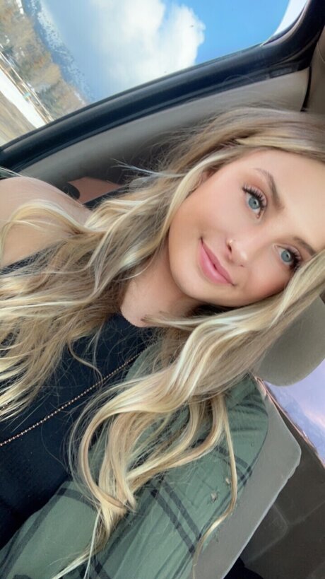 Taylor Wylie onlyfans model