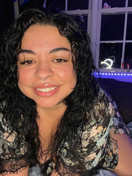 Selenesxo en onlyfans