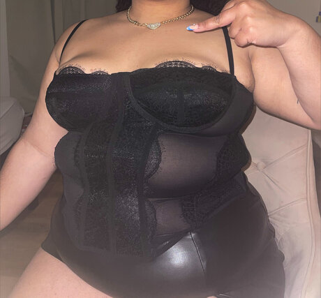 Masi Lux FEMDOMME onlyfans naked