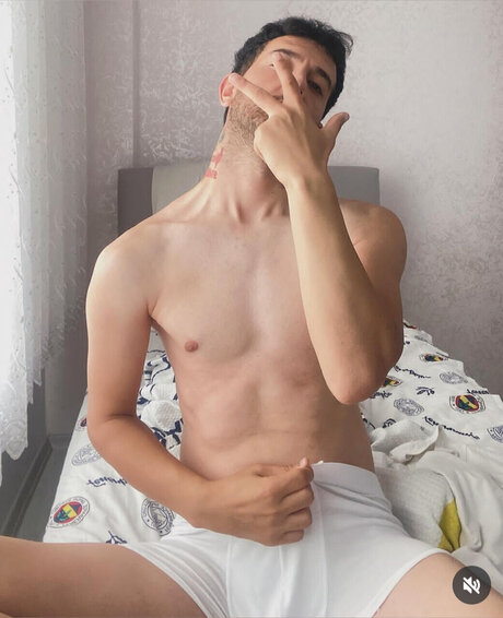 _OZAN KARAYEL_ onlyfans nude photos