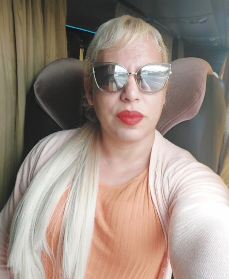 Emma Medina onlyfans page