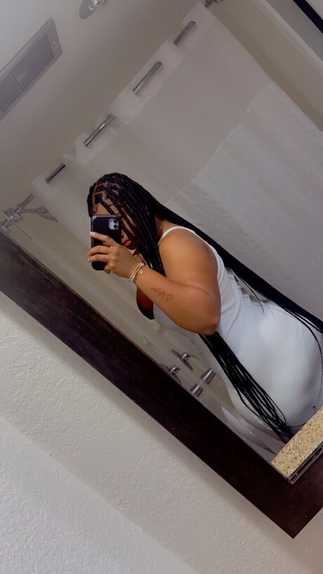 UNIQUE_ onlyfans naked