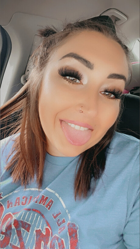 THE Savvvvv_ onlyfans page