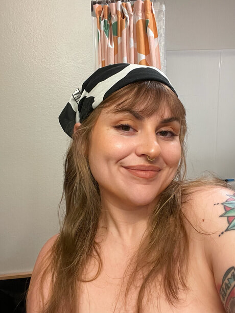 Mame the Dame onlyfans model