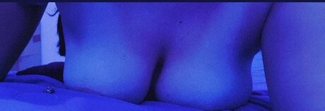 Your sweet queen_ onlyfans strip tease