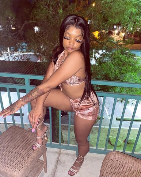 Royalty onlyfans leaked