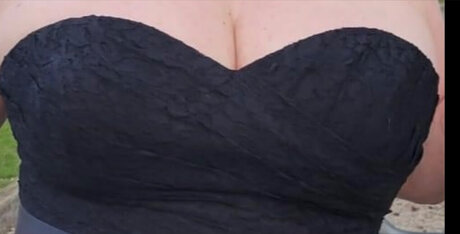 Taylor Bednar onlyfans leak sex