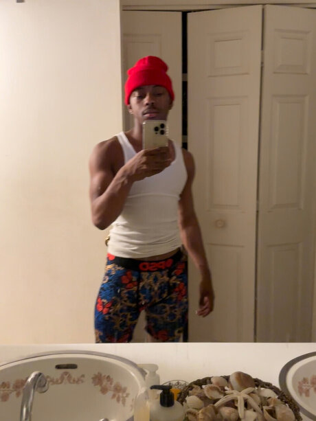 BigDixkDre onlyfans topless