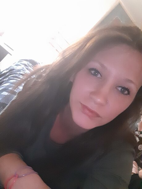 Ashley Reynolds onlyfans pictures