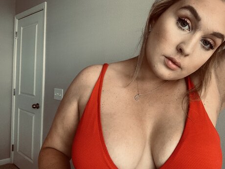 Sunshine Rainbows amp amp Mary onlyfans model images