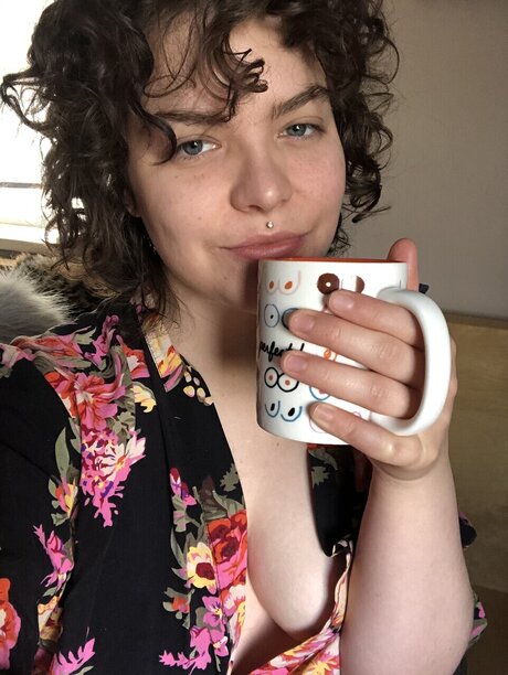 Suzie Sexagon onlyfans content leaked