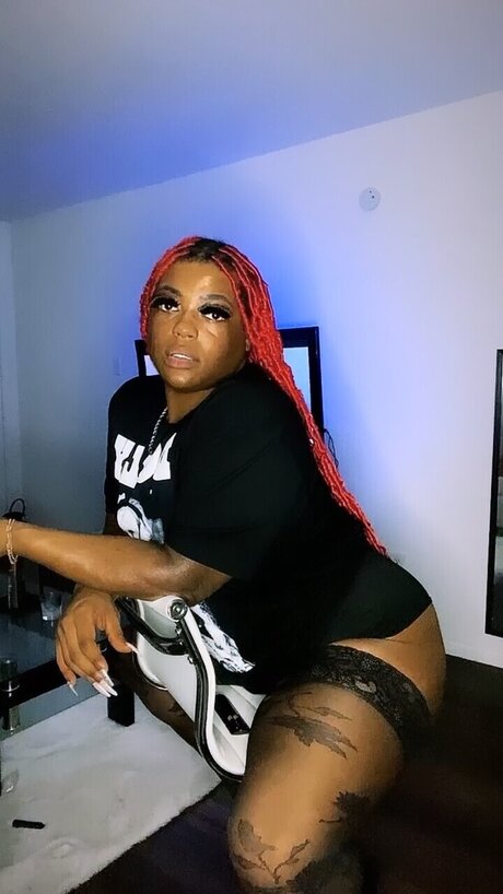 MsLusciousLipzz_ onlyfans model