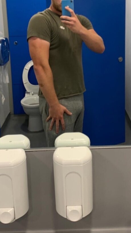 BigBoyLen onlyfans leak ass