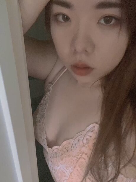 Yuy__ onlyfans nude leaks