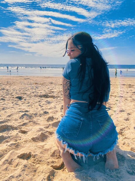 Cave Girl_ onlyfans photo