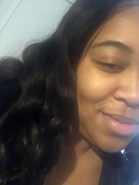 sara forbes nudes onlyfans leaks