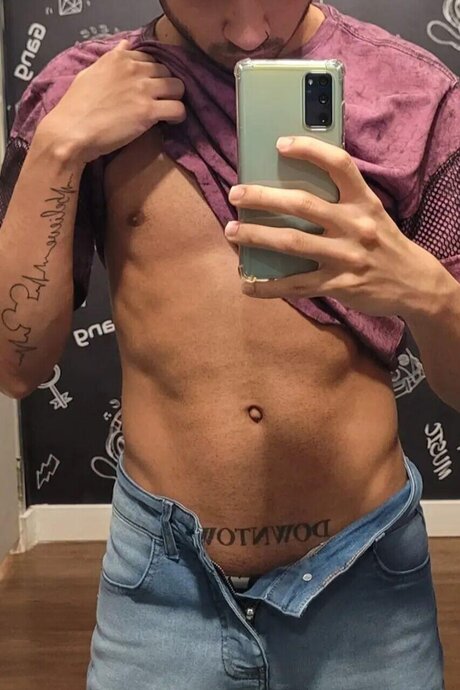 Boy From Rio_ onlyfans public photos