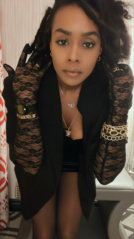 MoBellaX nude leak onlyfans